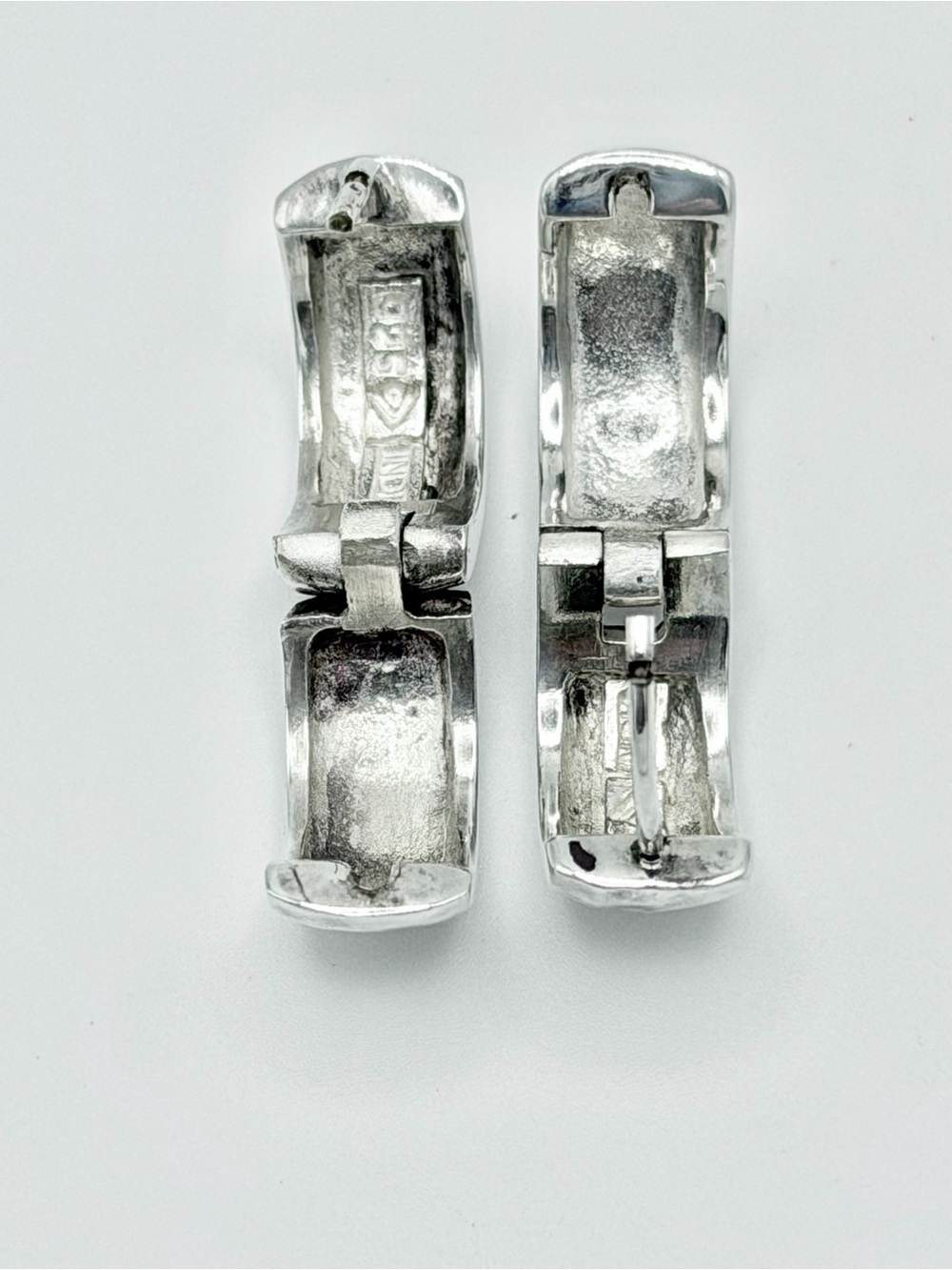 Silpada Hammered Sterling Silver Huggies - Hinged Hidden Clasp Hoop Earrings - Picture 10 of 13